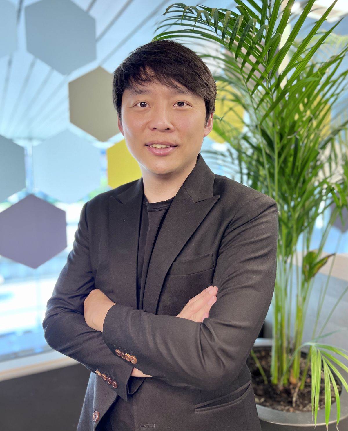 2 TH Cheng executive interview main photo.jpg 2 TH Cheng executive interview main photo.jpg