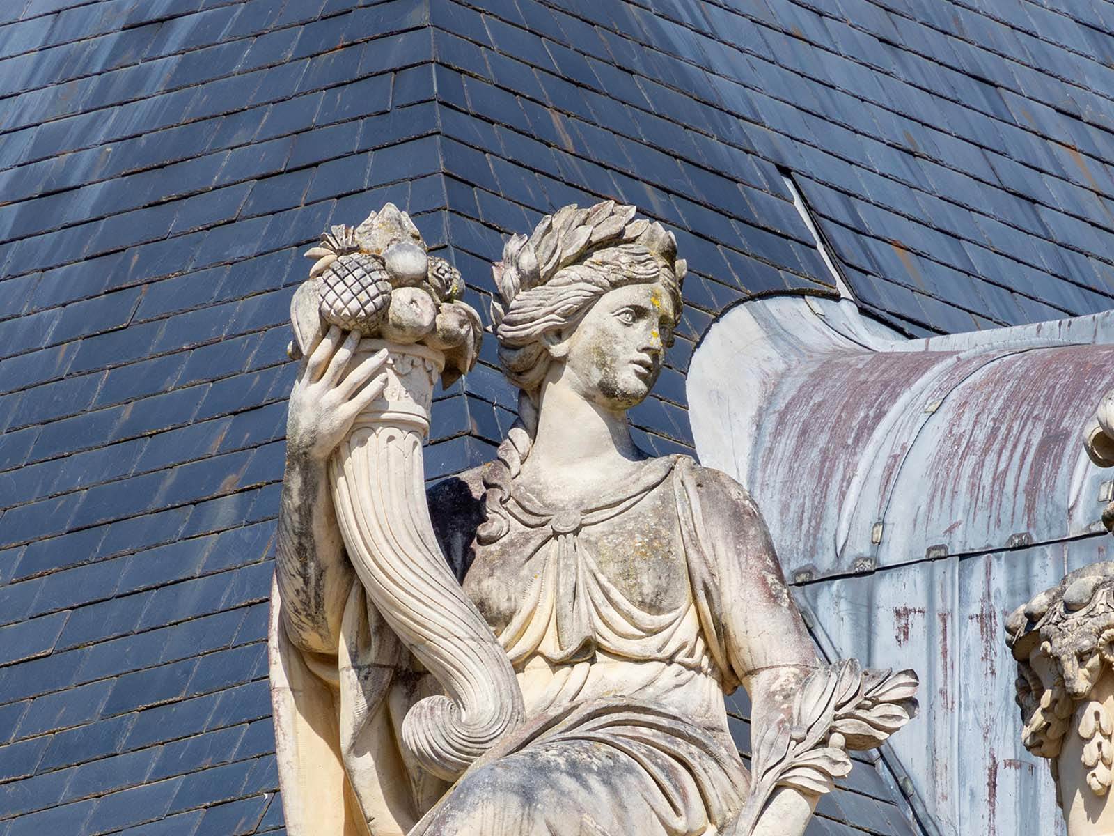 Statua u Versajskom dvorcu Statua u Versajskom dvorcu